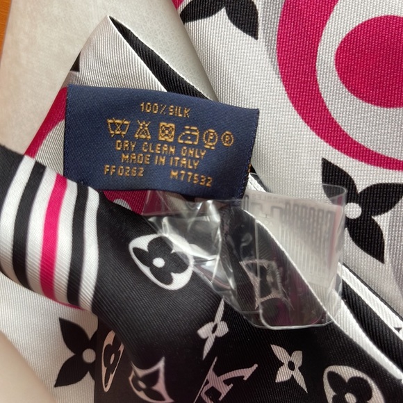 Louis Vuitton M77532 MONOGRAM MARBLES CLASSIC BANDEAU Midnight Fuchsia BNIB - Picture 4 of 8